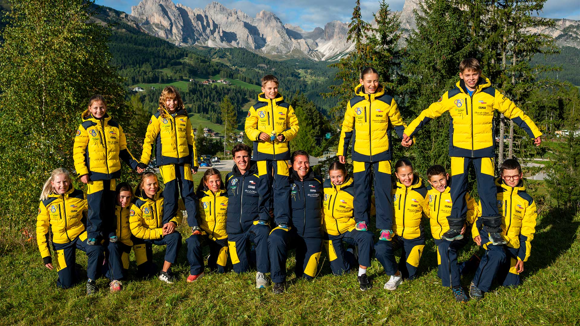 img fondo cuccioli ragazzi 1